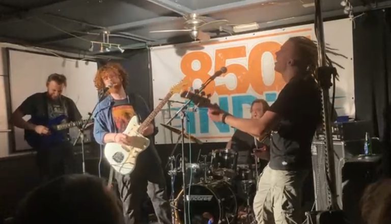 8501Indie geeft in Joure het startsein voor muziekwedstrijd Kleine Prijs van Fryslân