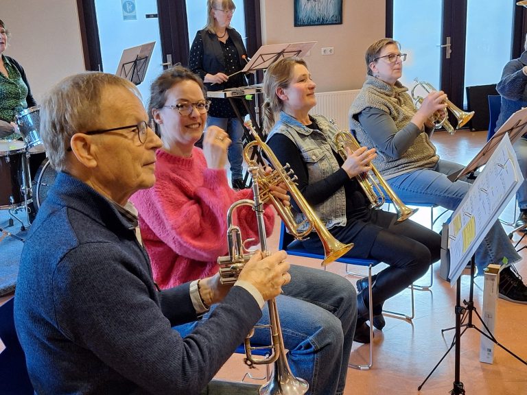 Muzikanten van Nij Talint spelen op voorjaarsconcert Excelsior: “Wij zijn helemaal enthousiast”