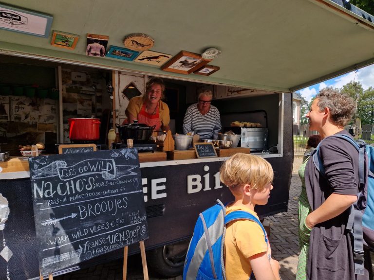 Van de voorjaarsmarkt  in Oudemirdum tot ‘Bingo en andere ongemakken’: dit kun je deze week doen