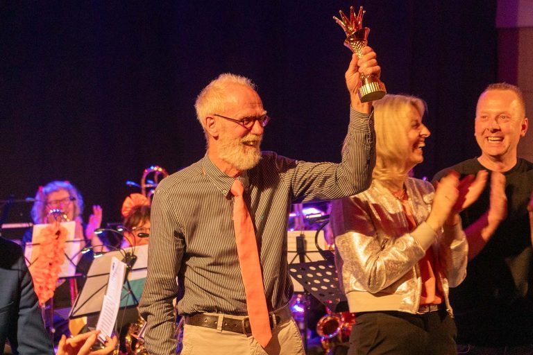 Peter Bult grijpt de titel Maestro van Oranje
