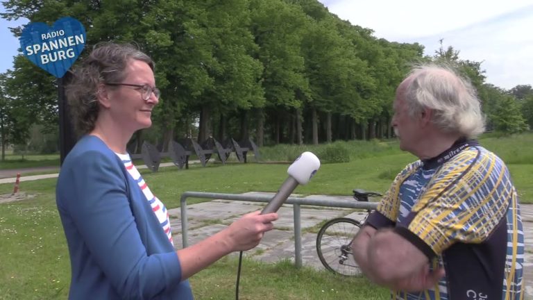 Kunst in de Fryske Marren deel 7 toeganspoort Slottuin Riis