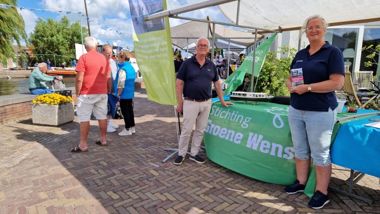Skûtsjemarkt tijdens De Dolle Brêge dagen
