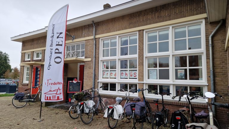 5 Jaar ’t Fredehûs, Openbare huiskamer in Balk