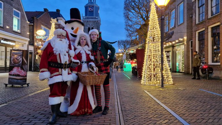 Vrijdag sfeervolle wintermerke tijdens het Winterevent in Joure