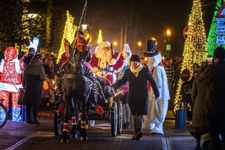 Grootste kerstparade zet Joure op de kaart