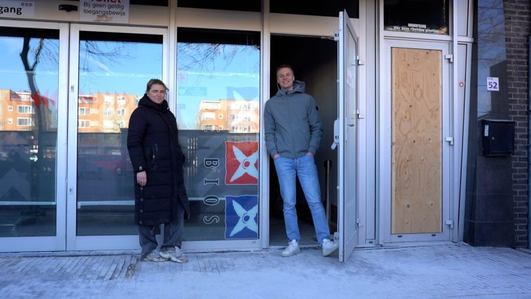 Sloophamer gaat door bioscoop: “een renovatie kon geen kwaad”