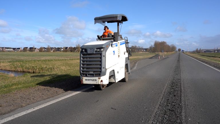 VIDEO: N359 tussen Koudum en Hindeloopen op de schop