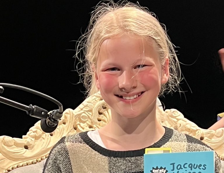 Yeldau Hylkema is Fryslân’s beste voorlezer: “Op naar de Landelijke Finale!”