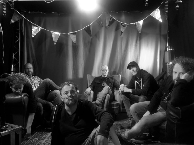 Jubilerende vriendengroep viert 10 jaar 8501Indie met festival in Joure