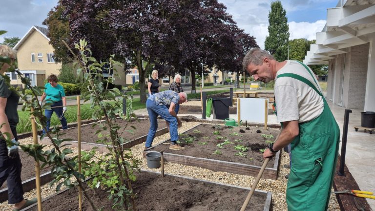 Een tuin vol ideeën en verbinding: de Mienskipstún groeit