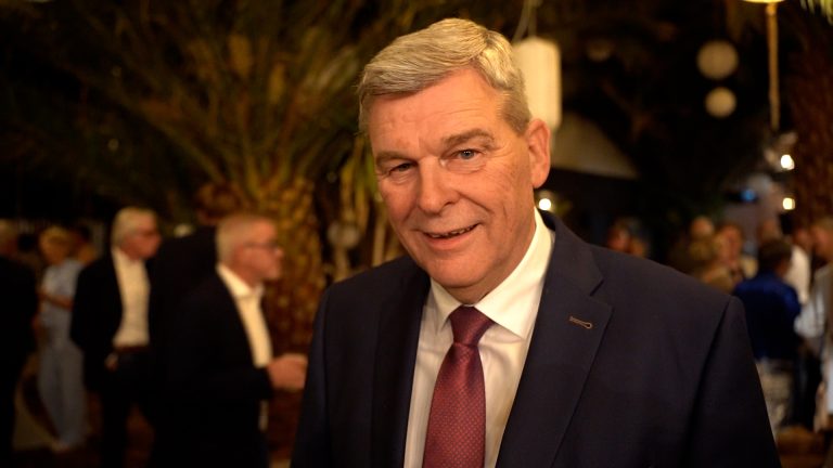 Hartverwarmend afscheid voor Klaas Agricola: “het was een cadeautje”