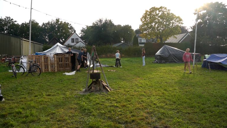 Veiling en krottenwijk leveren ruim €1800 op voor goed doel