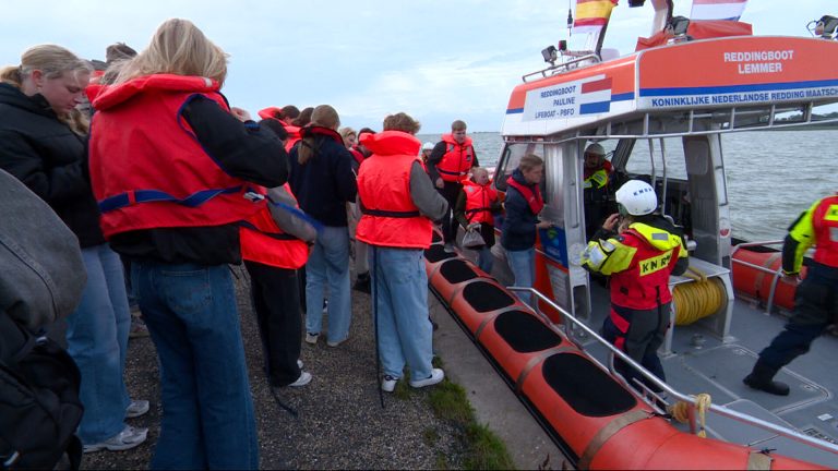 Grote watersnoodoefening in Lemmer: “Het lijkt onwerkelijk”