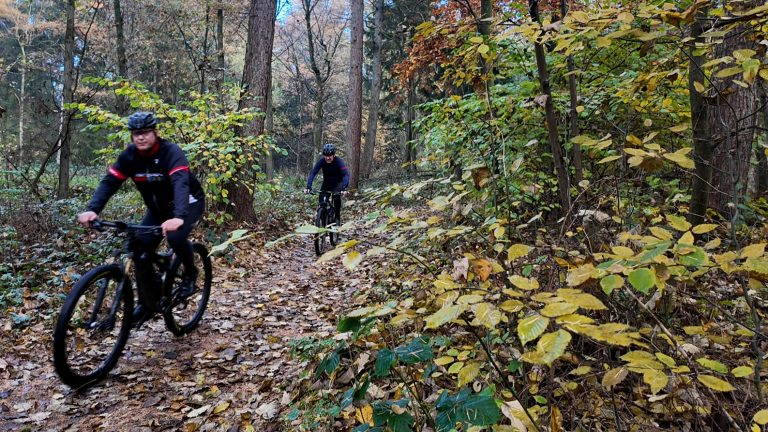 MTB-tocht door het Kuinderbos trekt veel deelnemers
