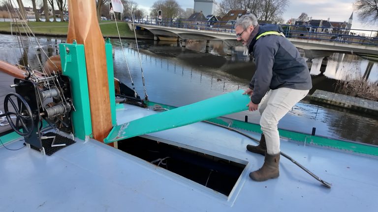 Vernielingen aan skûtsje ‘Hoop op Zegen’ in Balk