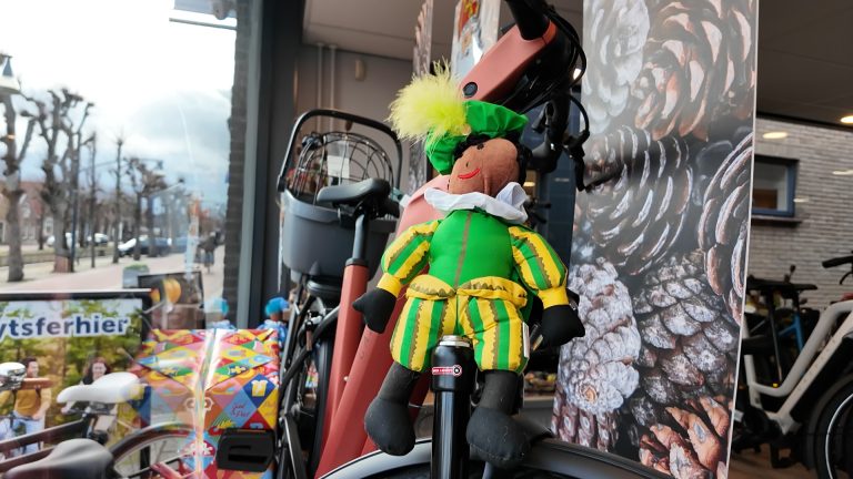 Sinterklaas nog altijd geliefd in Balk: “Kerstboom pas na 6 december”