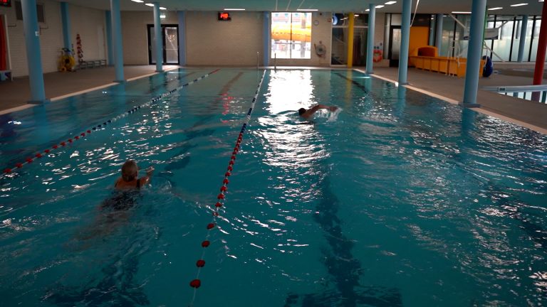 Zwembad Lemmer weer volledig geopend voor lessen en recreanten