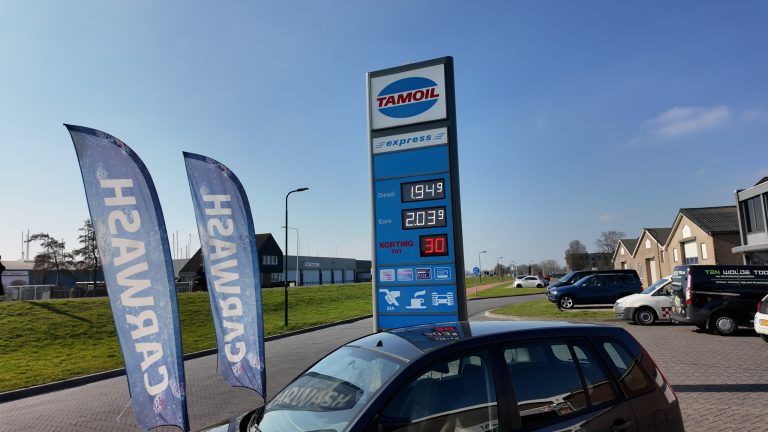 Benzineprijzen rijzen de pan uit – Hoe zit het in onze gemeente?
