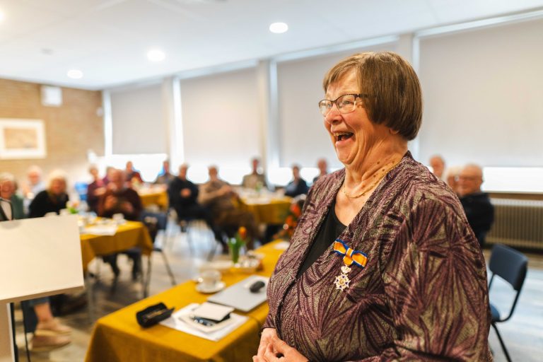 Koninklijke onderscheiding voor Yvonne Slik uit Balk