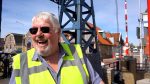 Willem Hiemstra is beheerder van de bruggen in Balk.