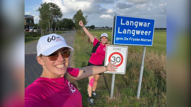 “Dag met een roze rand”: De bijzondere wandeltocht van Marina & Nynke