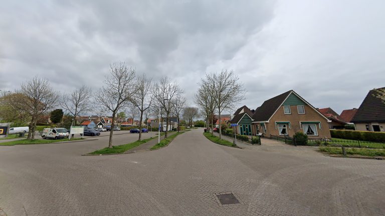 Parkeerboete na opvolgen van aanwijzingen verkeersregelaar: dit vindt de rechter