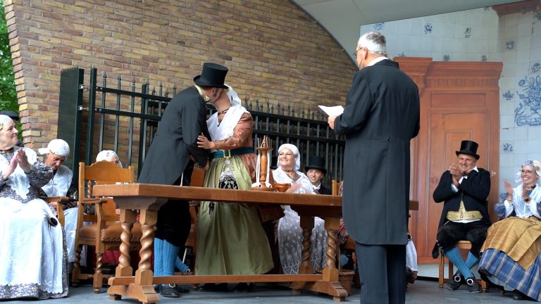 19e-eeuwse bruiloft met een modern tintje in Park Heremastate