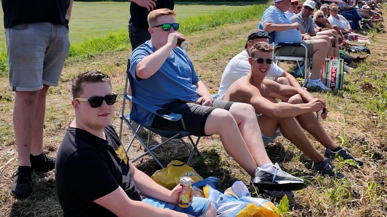 VIDEO: Dit was de sfeer tijdens de SKS bij Elahuizen!