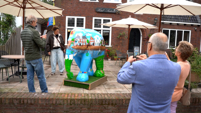Friese kunstolifant reist straks de wereld over: “Elephant Parade voor het eerst in Fryslân”